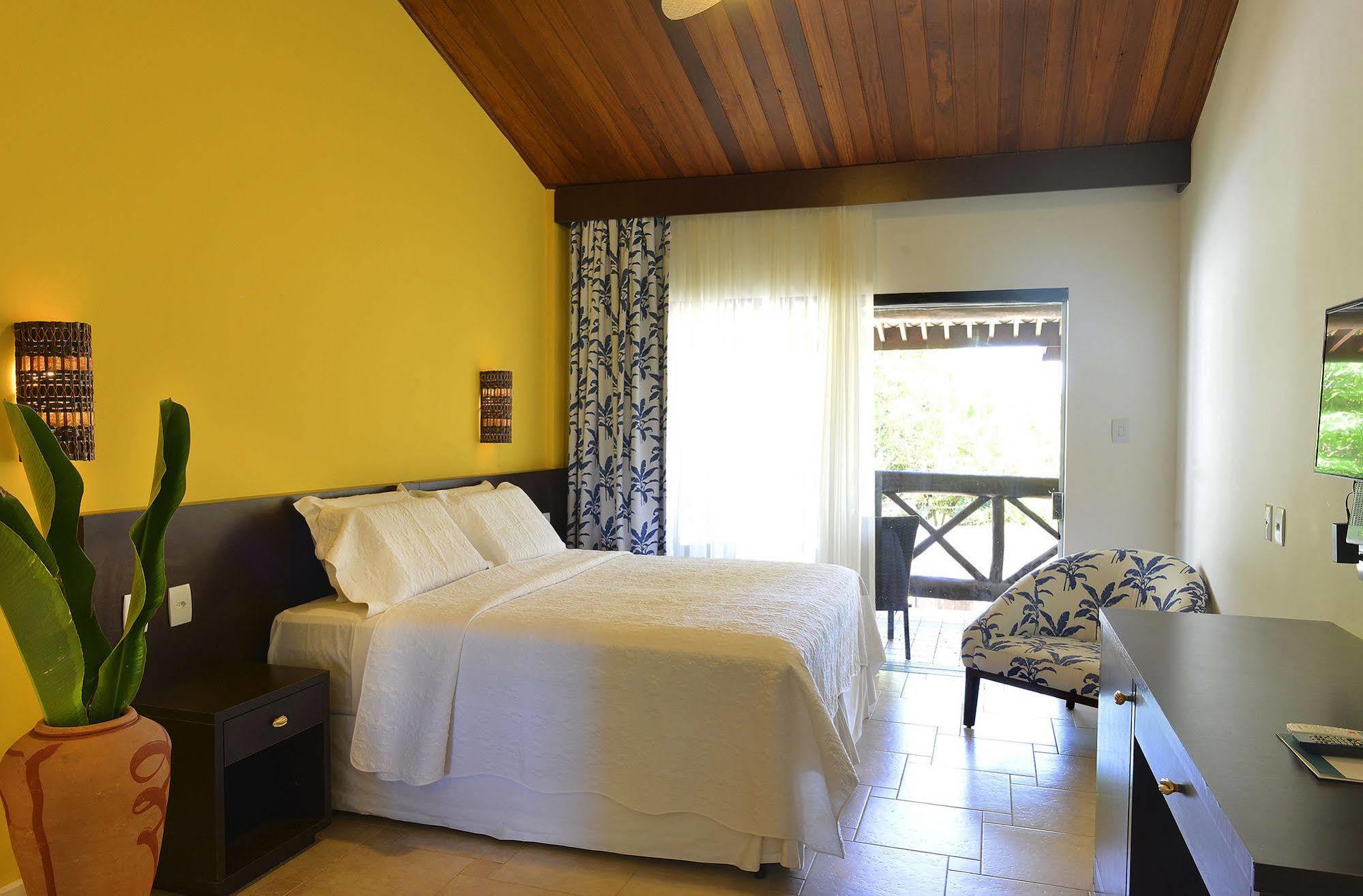 Hotel Iara Beach