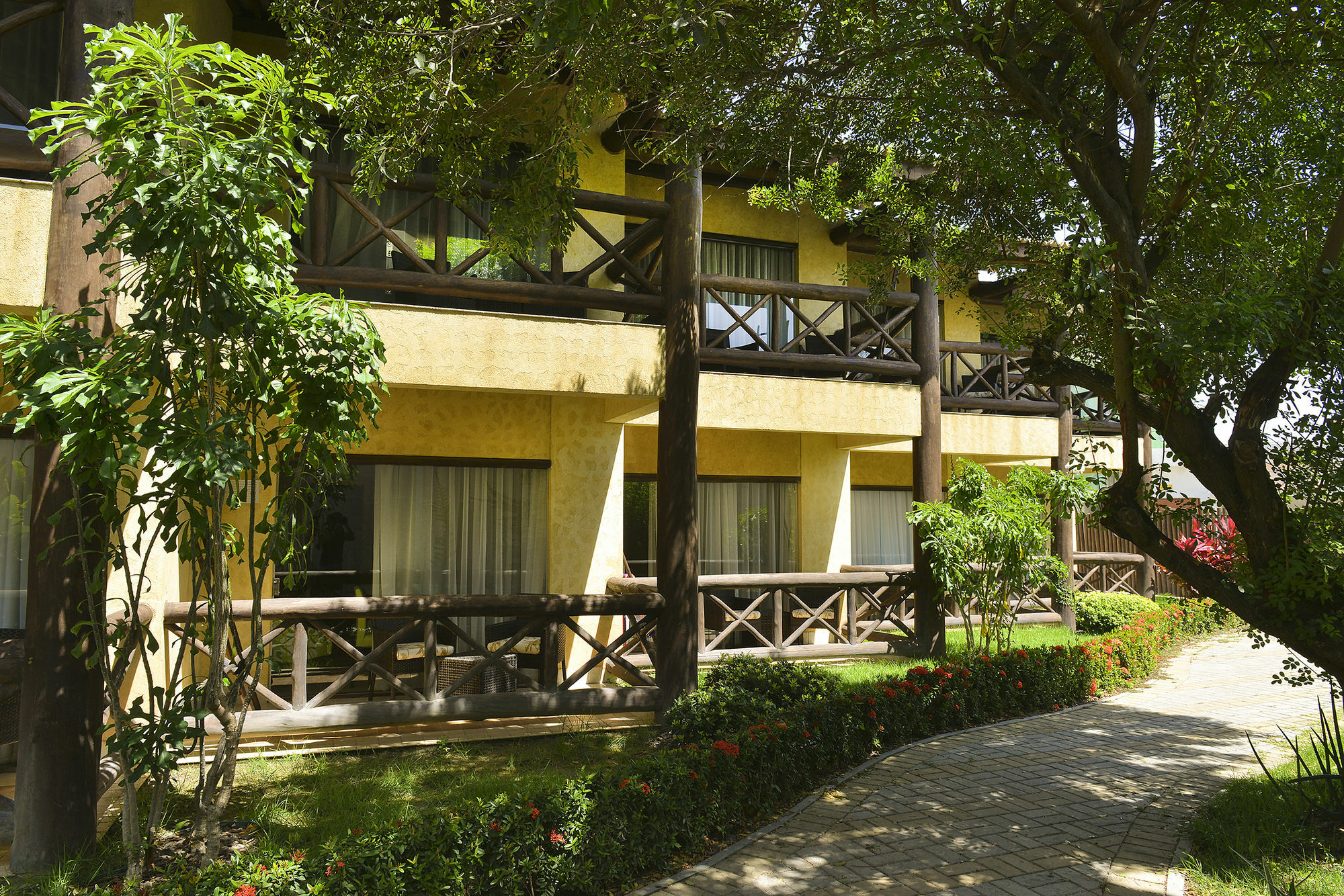 Iara Beach Hotel