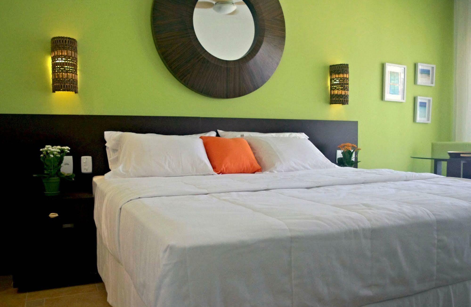 Iara Beach Hotel 3*